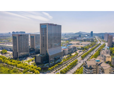 江苏南京江宁区百家湖商圈 双地铁工位标办写字楼 精装出租