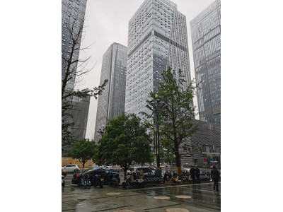 金融城2100平写字楼出售 纯毛坯  5.9m 甲级写字楼