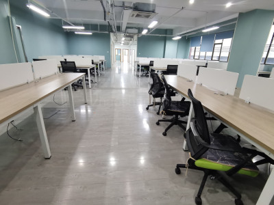 精装带家具地铁口园区，格局方正采光好，政策扶持疫情减免