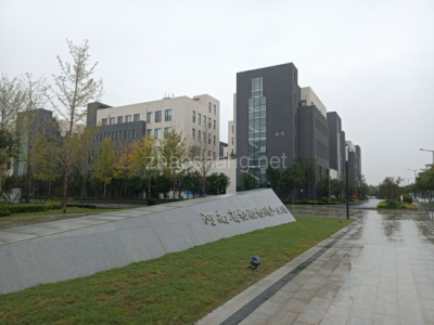 新乡厂房出售河南省平原示范区600㎡-1900㎡厂房出租出售 交通便利 政策丰厚