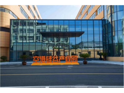 杭州萧山南阳6层标准仓库/厂房，每层1760平米，租金0.5元每天